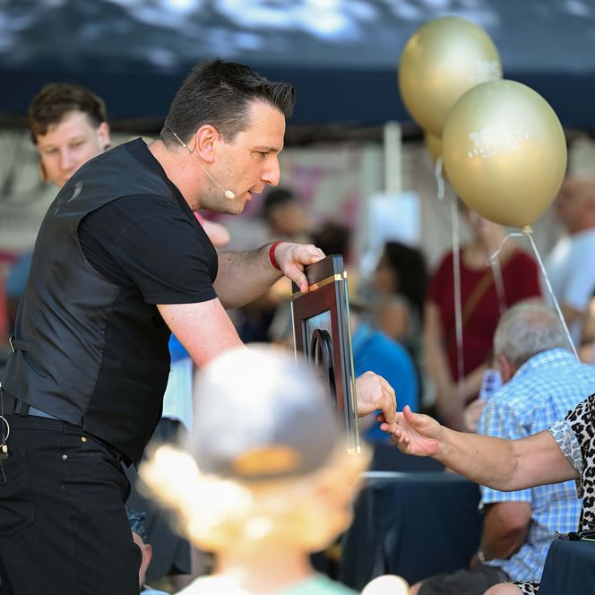 Stefan Kretschmann verzaubert die Gäste beim Jubiläumsfest.