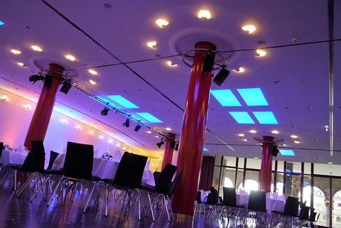 LED-Lichtdecke im Ruhrfoyer der Stadthalle Mülheim