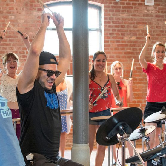 Musicworks – Event-Partner der Stadthalle Mülheim für Teambuidling und Teamevents 